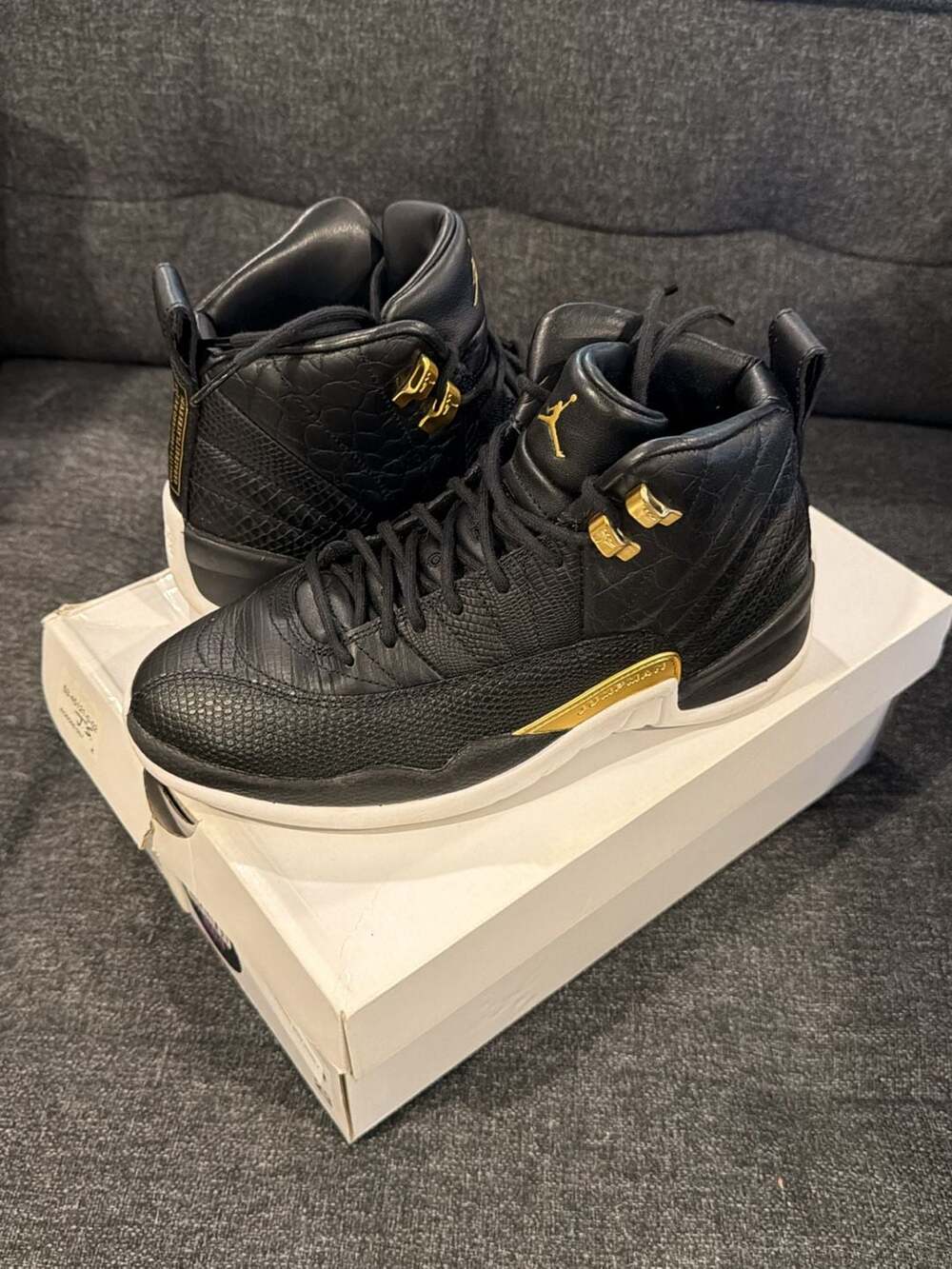 8W / 6.5M - Jordan Air Jordan 12 Retro Reptile Black/Metallic Gold-White